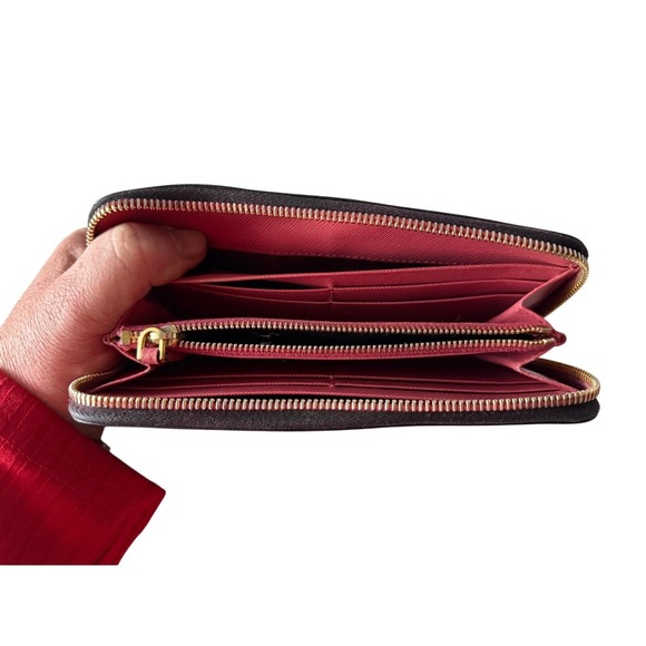 PRADA Saffiano Wallet Leather Zip Around Continental Black Tassles New w/ Box - Picture 3 of 7